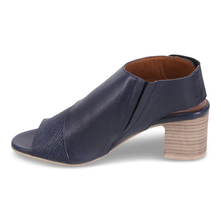 Bueno Rhodes Heel | Navy