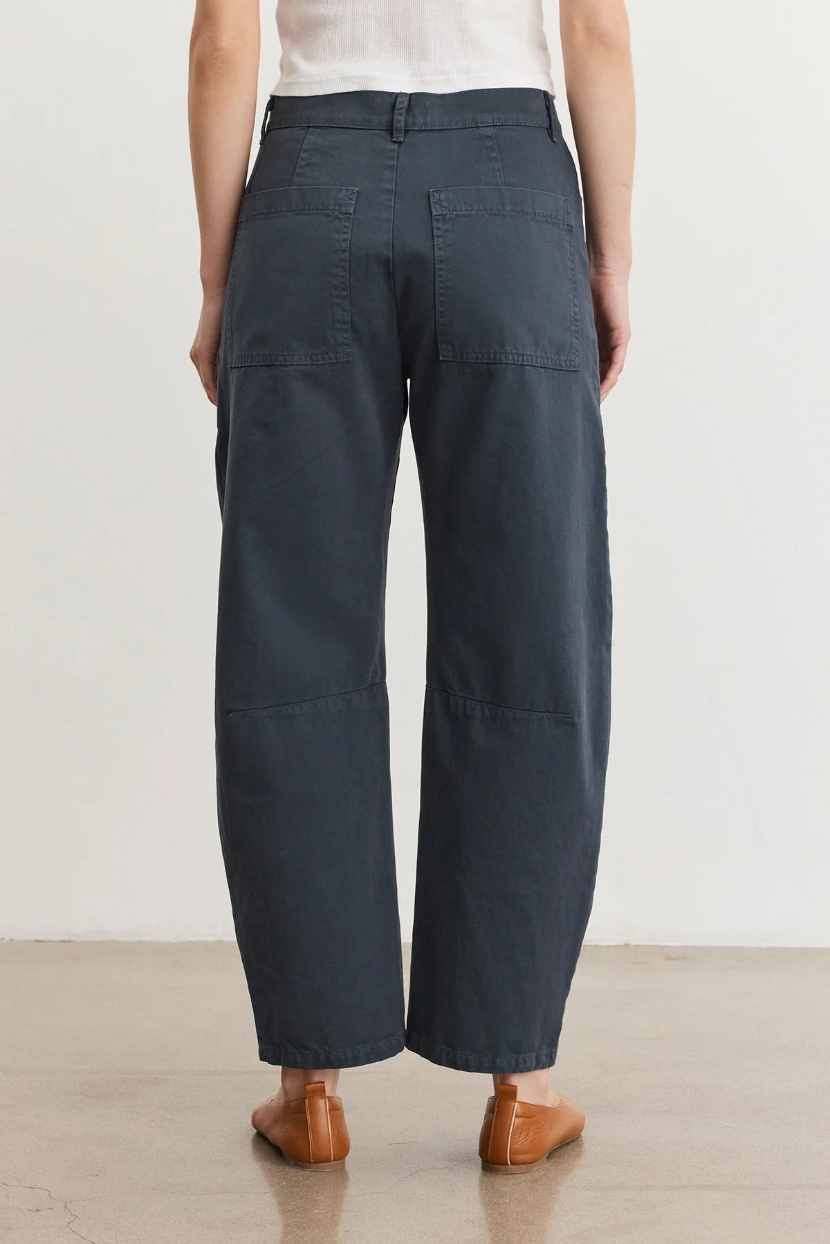 Velvet By Graham & Spencer Brylie Twill Pant | Phantom