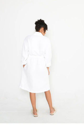 Tofino Towel The Quest Muslin Robe | Beige + Seashell