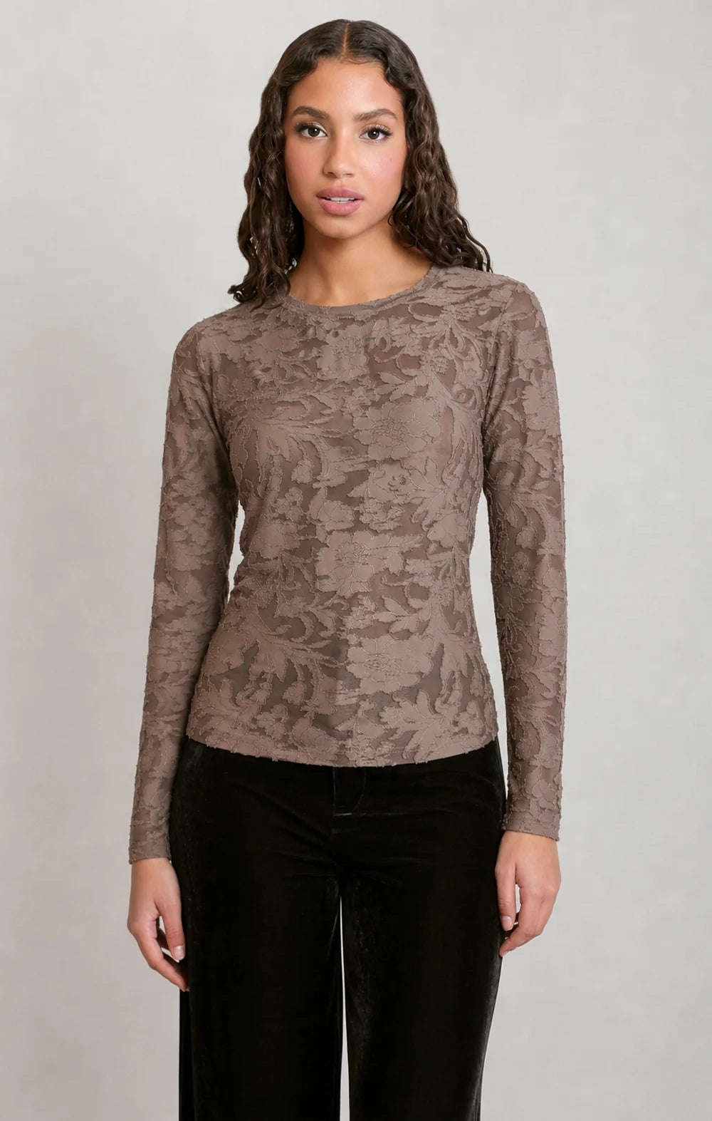 DARK TAUPE