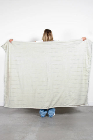 Tofino Towel The Everest Throw | Grey + Sage