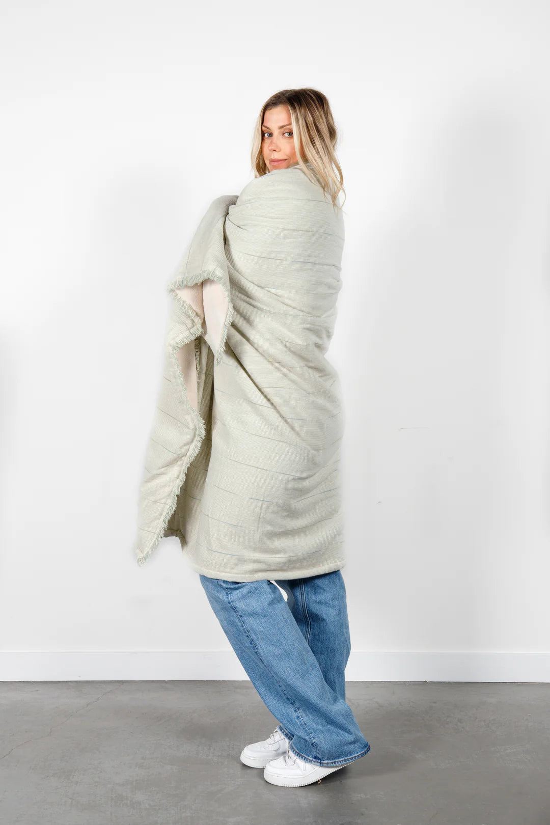 Tofino Towel The Everest Throw | Grey + Sage