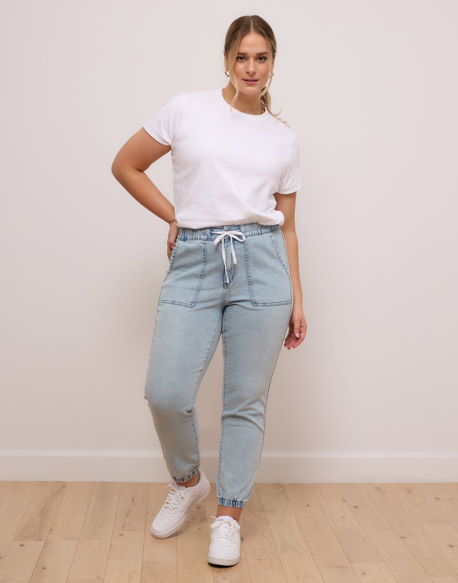 Yoga Jeans Malia Relaxed Jeans Jogger | Cloud Blue