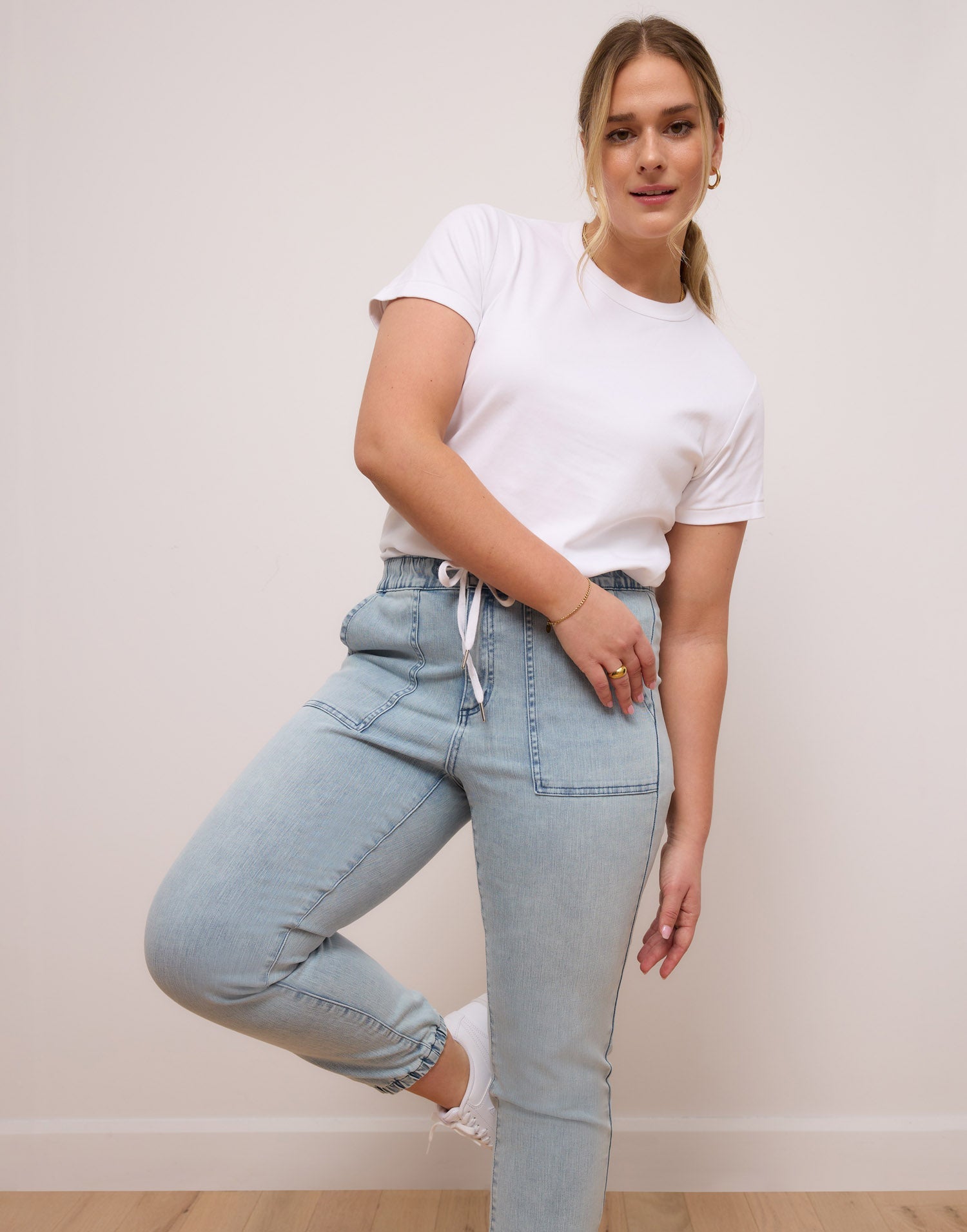 Yoga Jeans Malia Relaxed Jeans Jogger | Cloud Blue