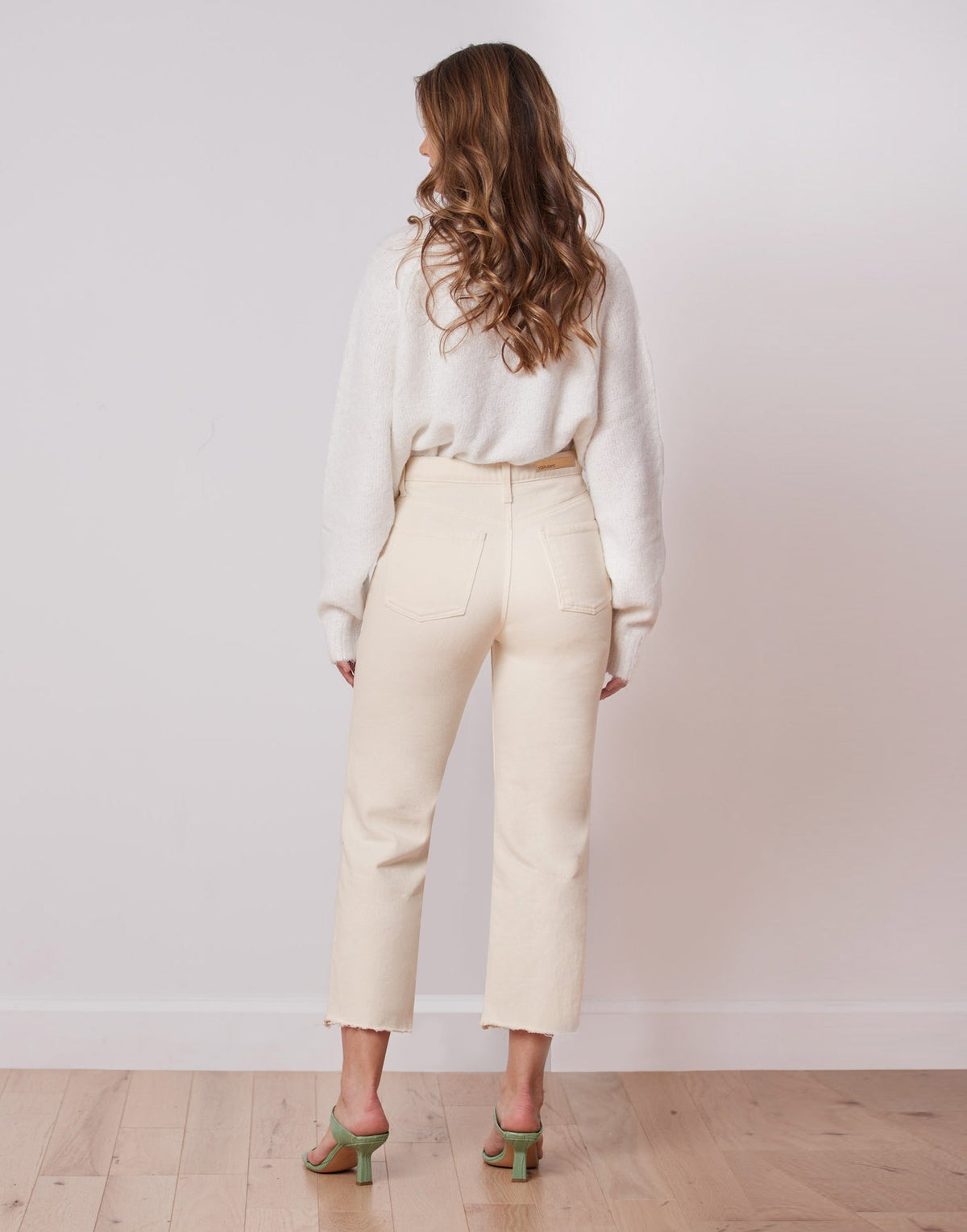 Yoga Jeans Emily Slim Leg | Off-White