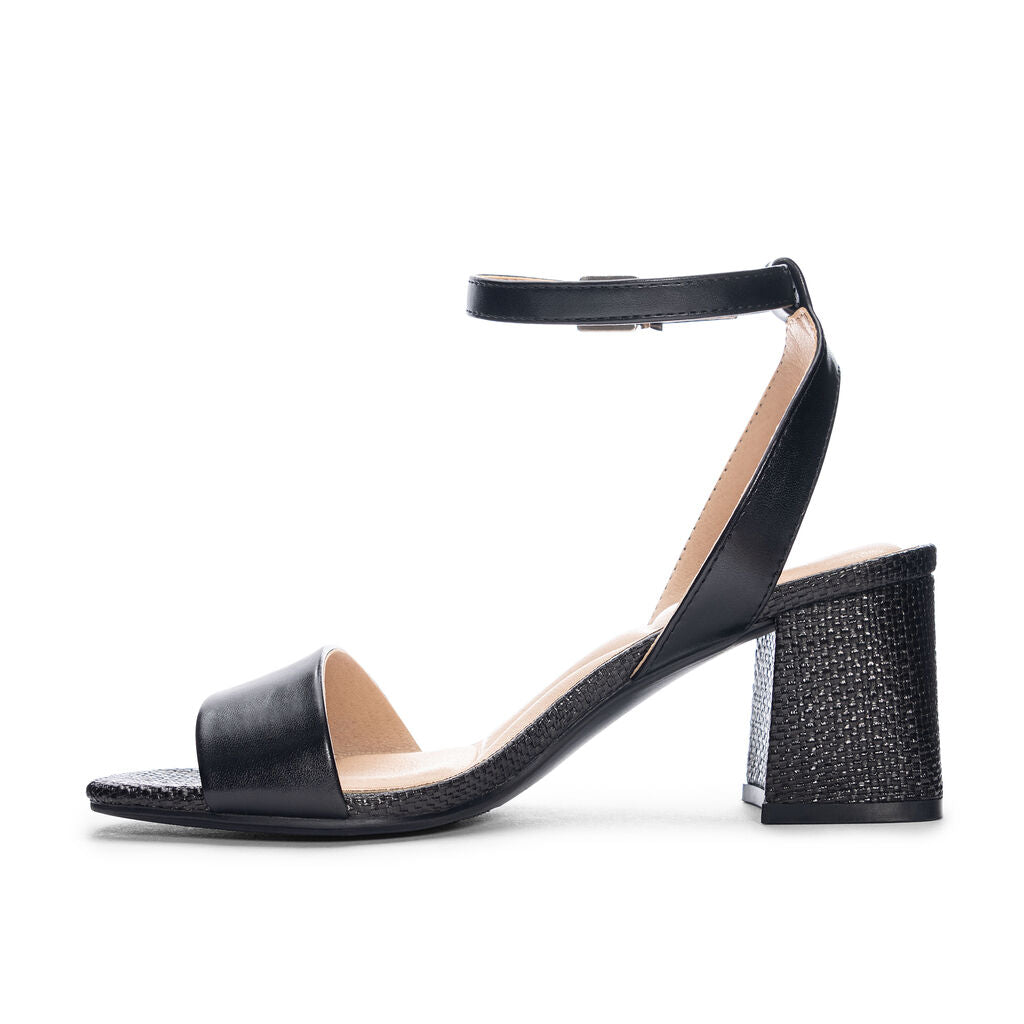 Chinese Laundry Beauties Sandals | Blush + Black