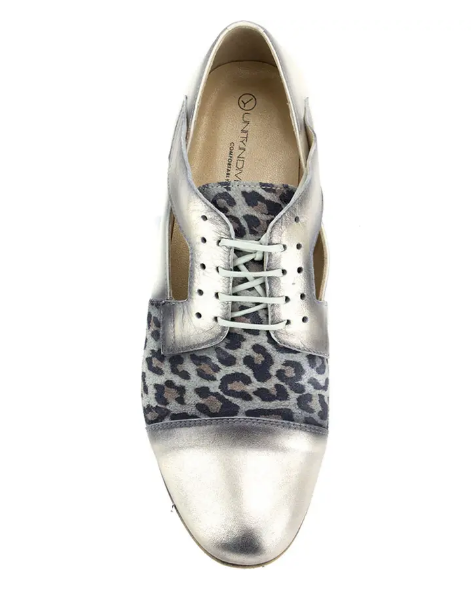 Unity in Diversity Picassa Oxford Shoes Tan Silver Fancy That